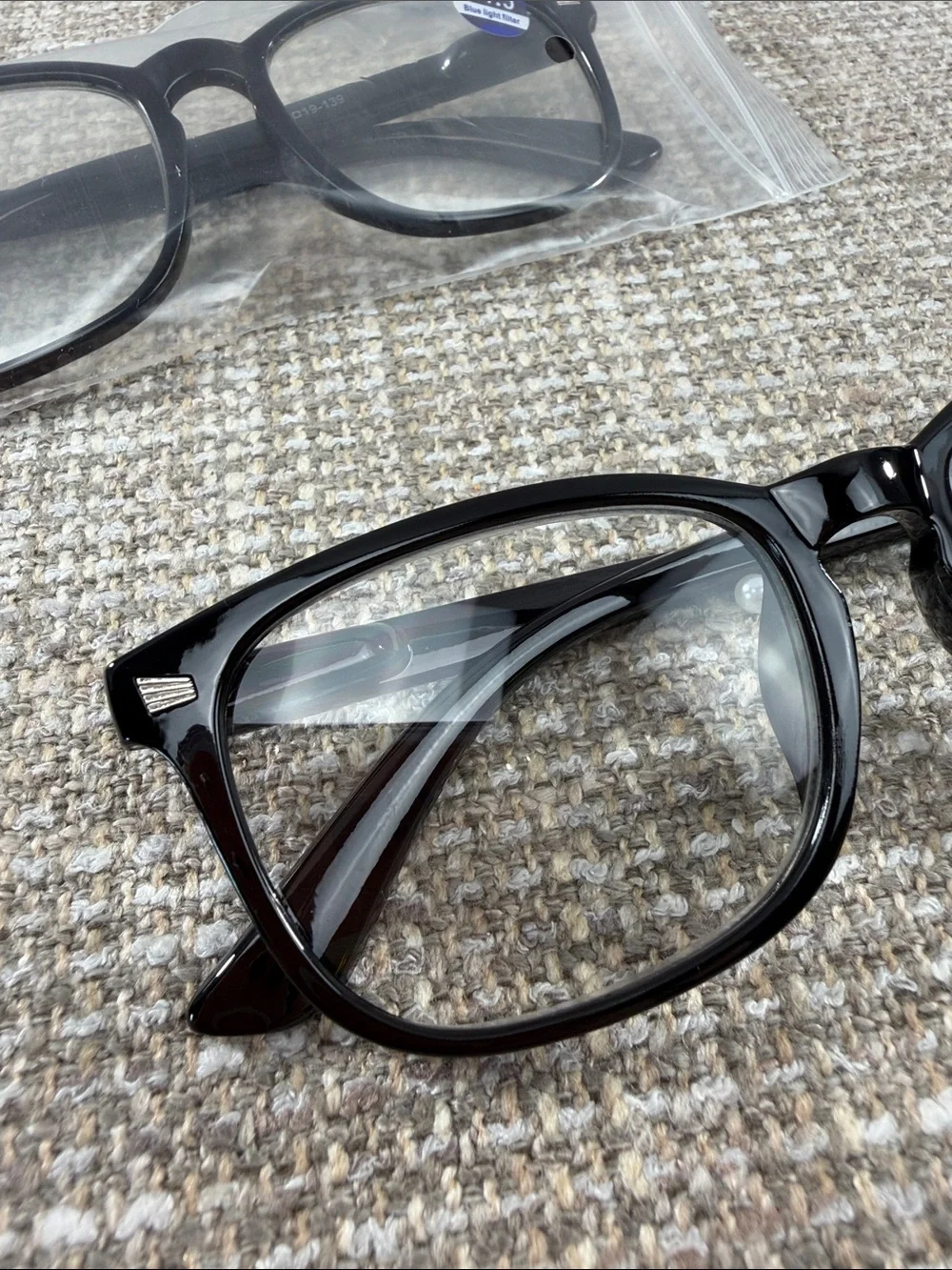 Black frame Reading Glasses +1.5 Strength